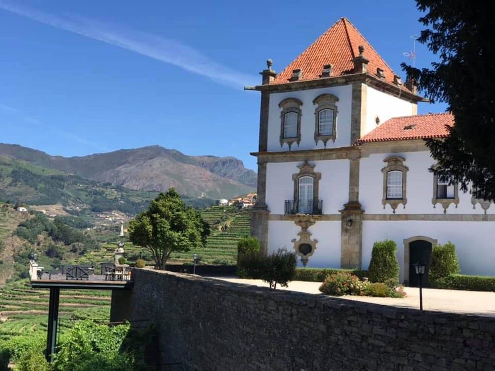 Casa Das Torres De Oliveira Mesao Frio Bagian luar foto